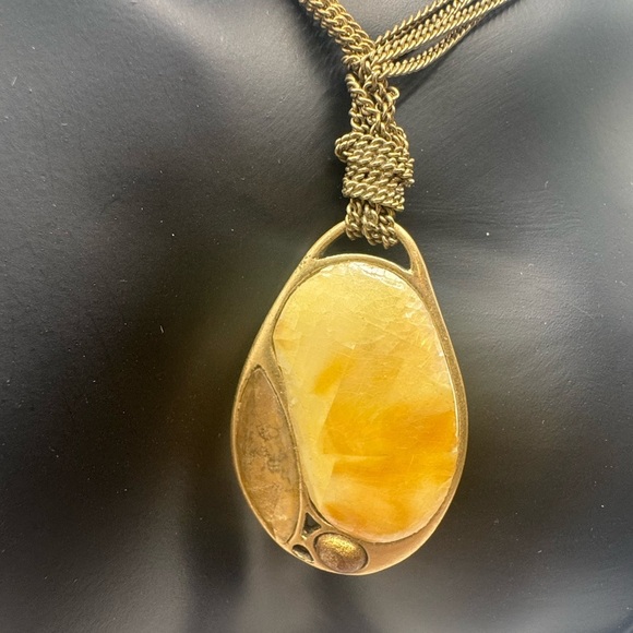 Kenneth Cole Reaction Gold Boho  Pendant Necklace - Picture 3 of 5